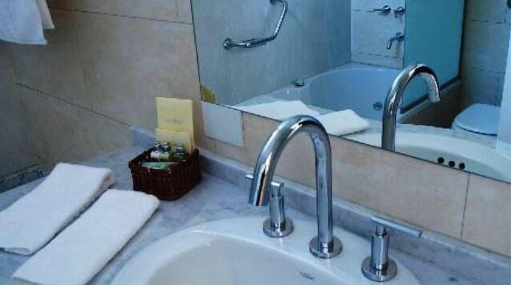 Hotel Tiana Boutique 4*