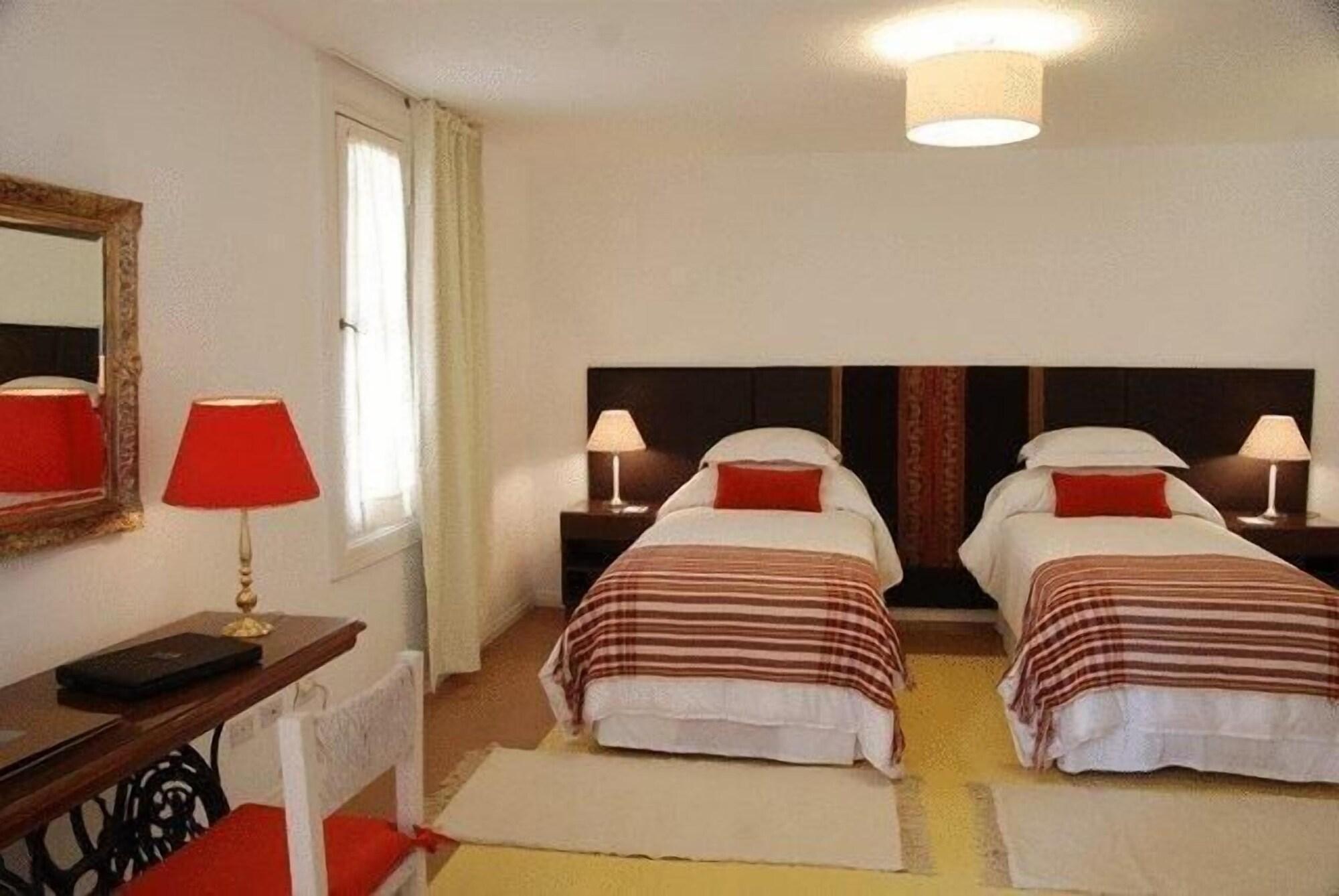 Hotel Tiana Boutique