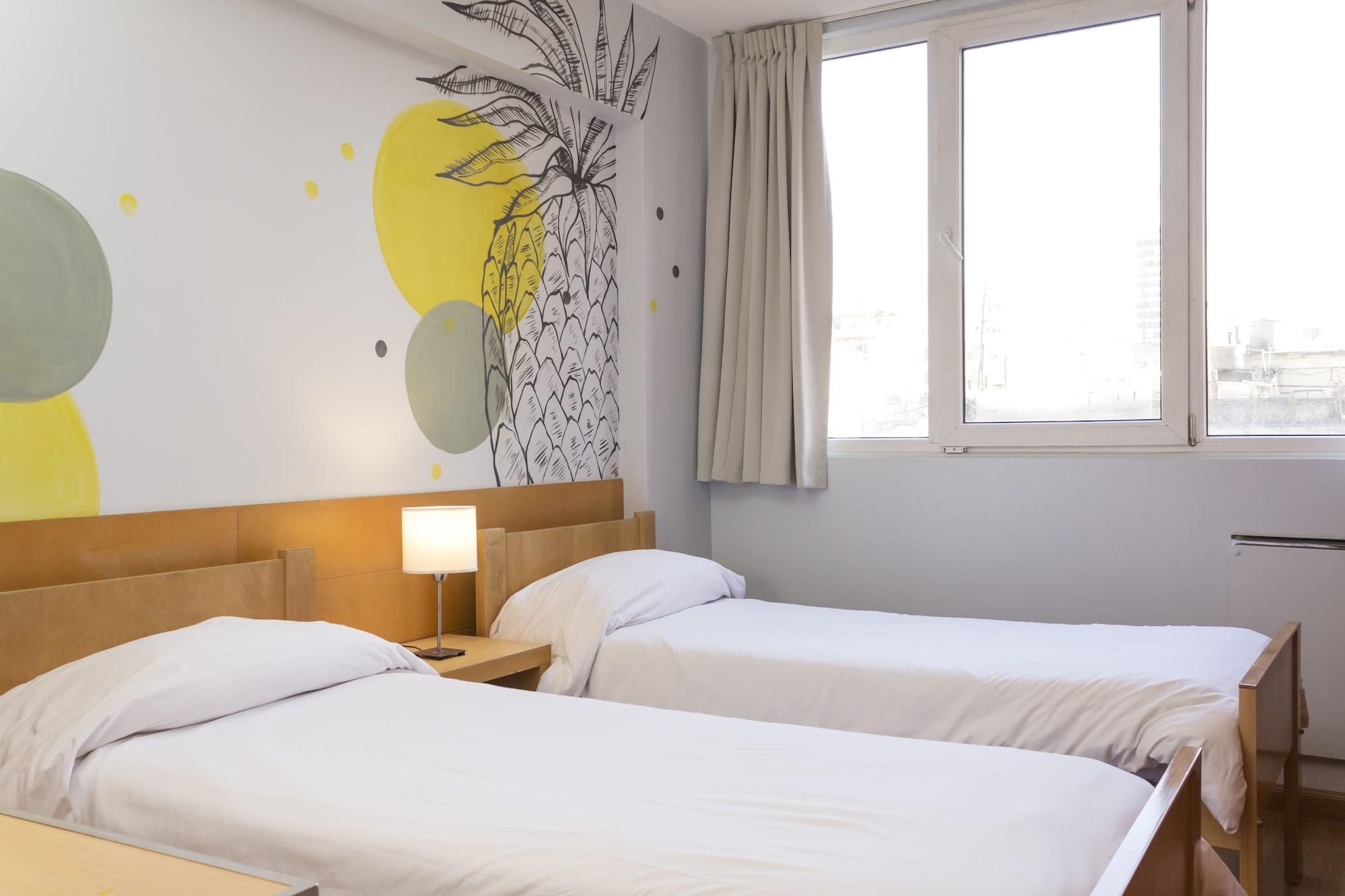 Circus Hostel