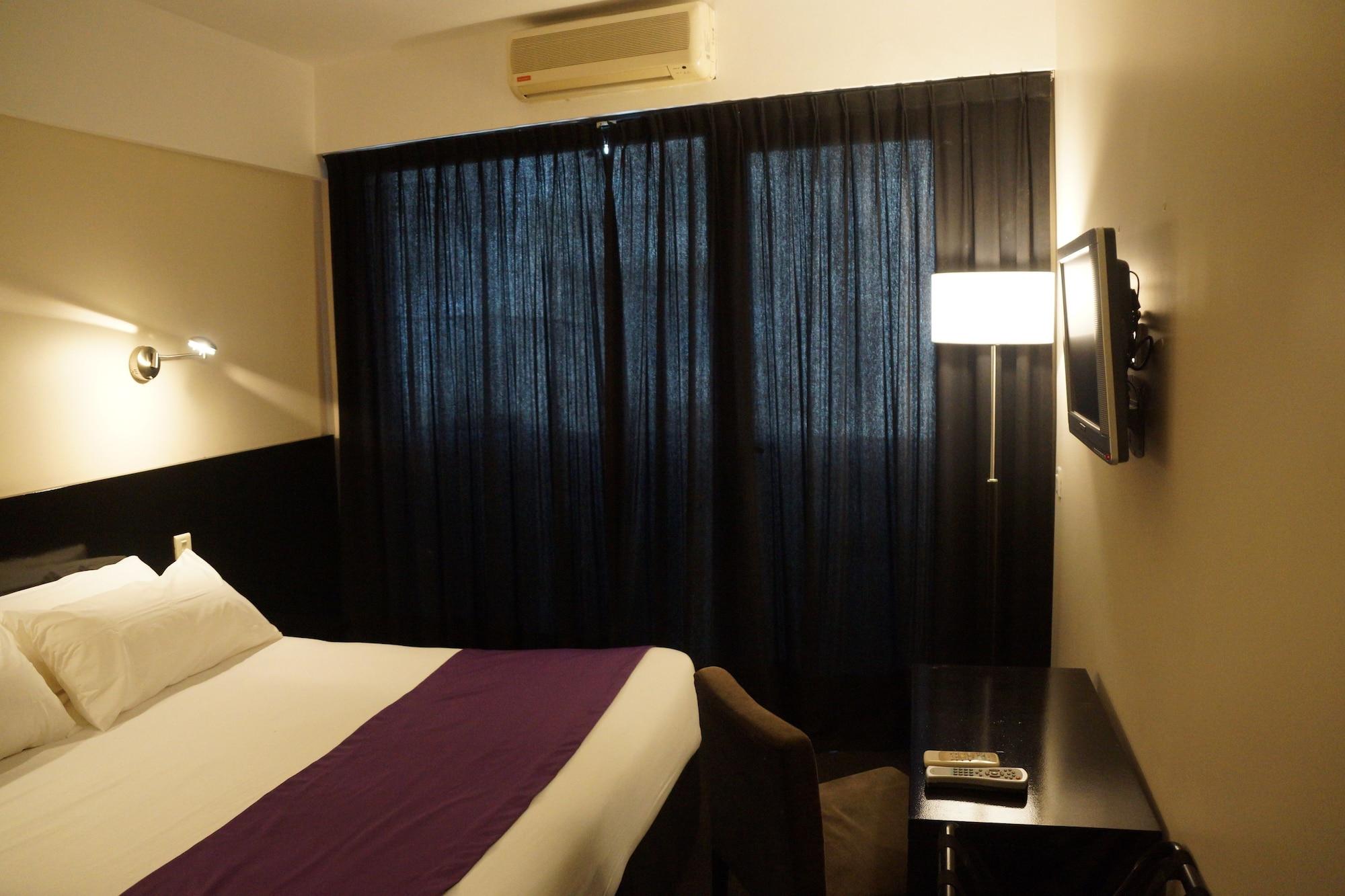 Hotel Epico Recoleta 3*