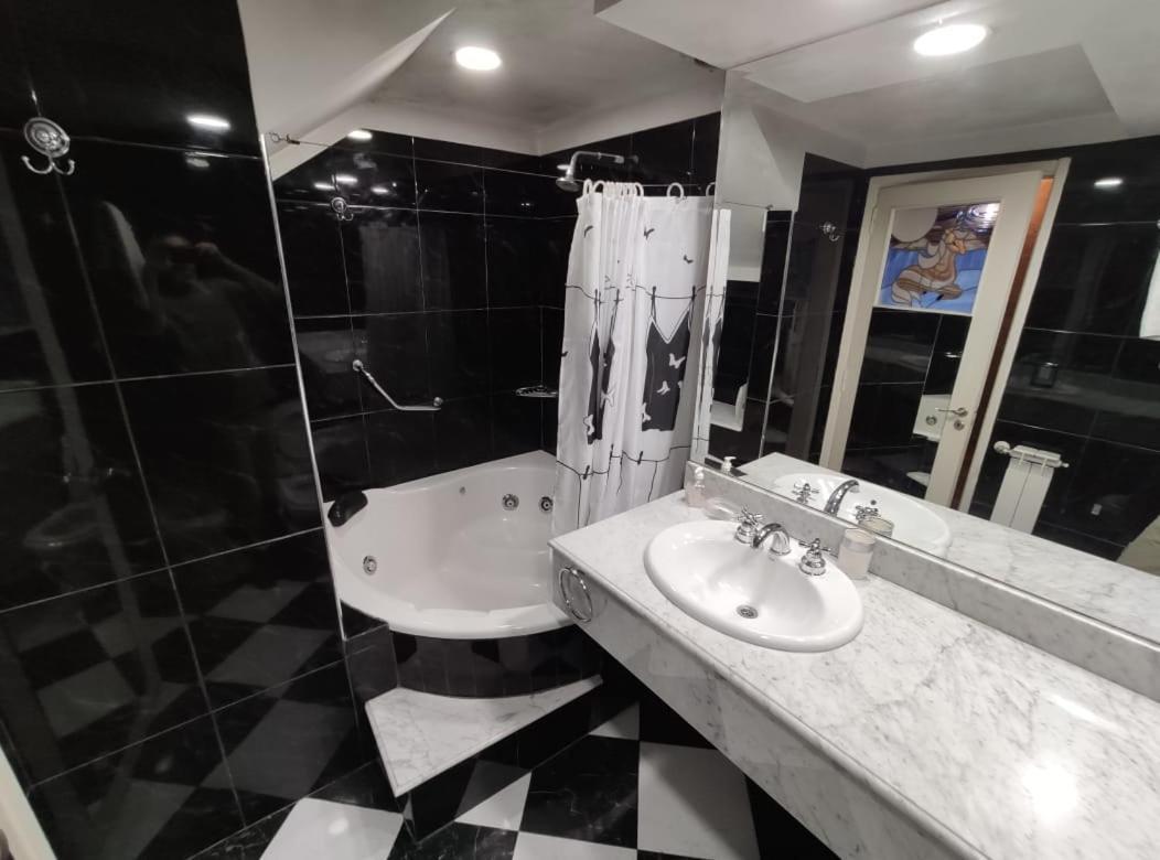 Hermoso Departamento Tipo Duplex En Las Canitas- Matienzo