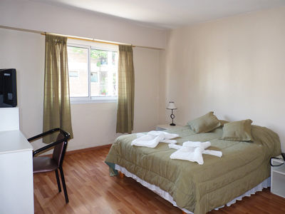 Aoma Hotel 2*