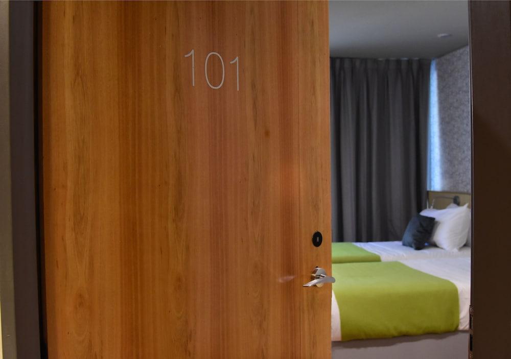 Hotel Pleno Madero 4*