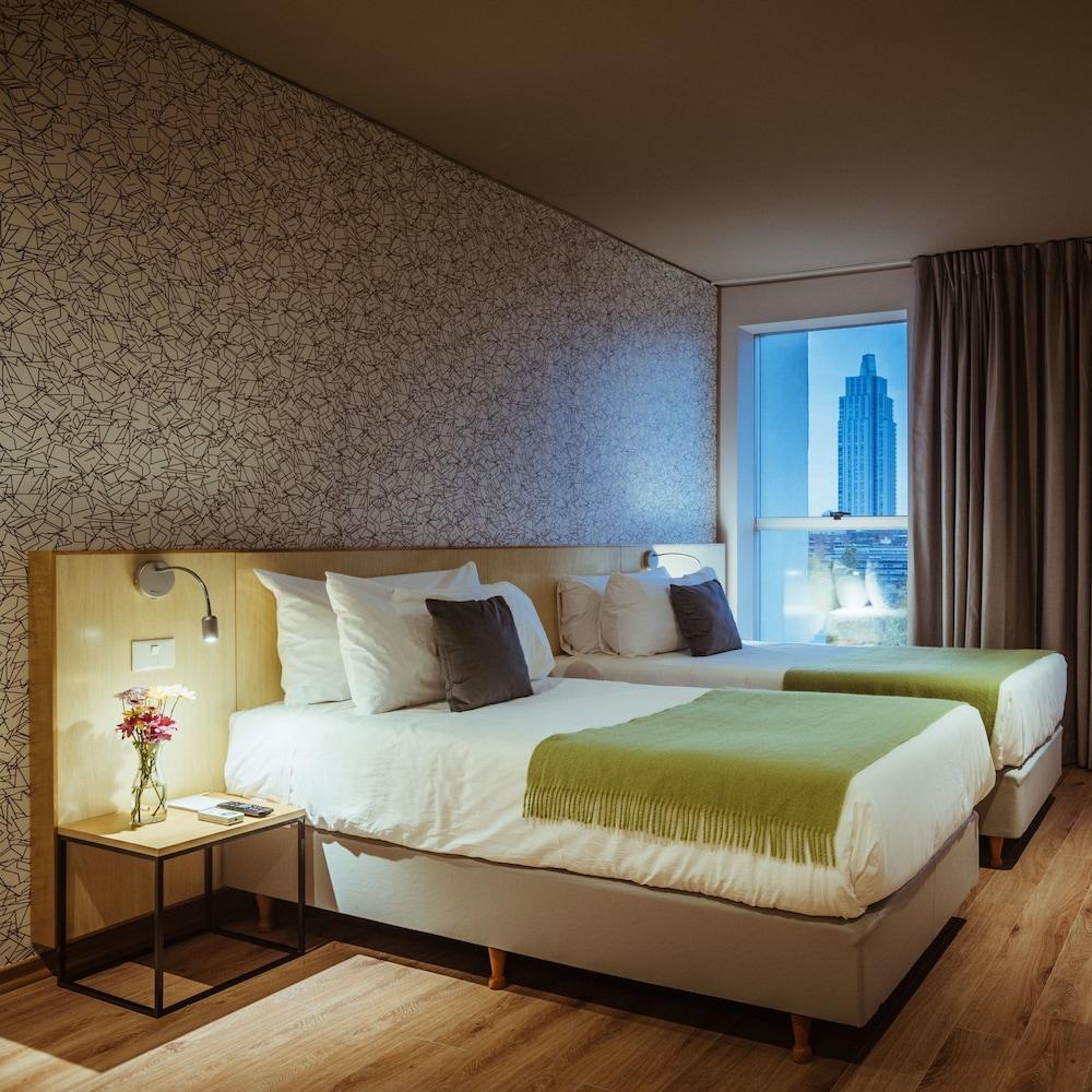 Hotel Pleno Madero 4*