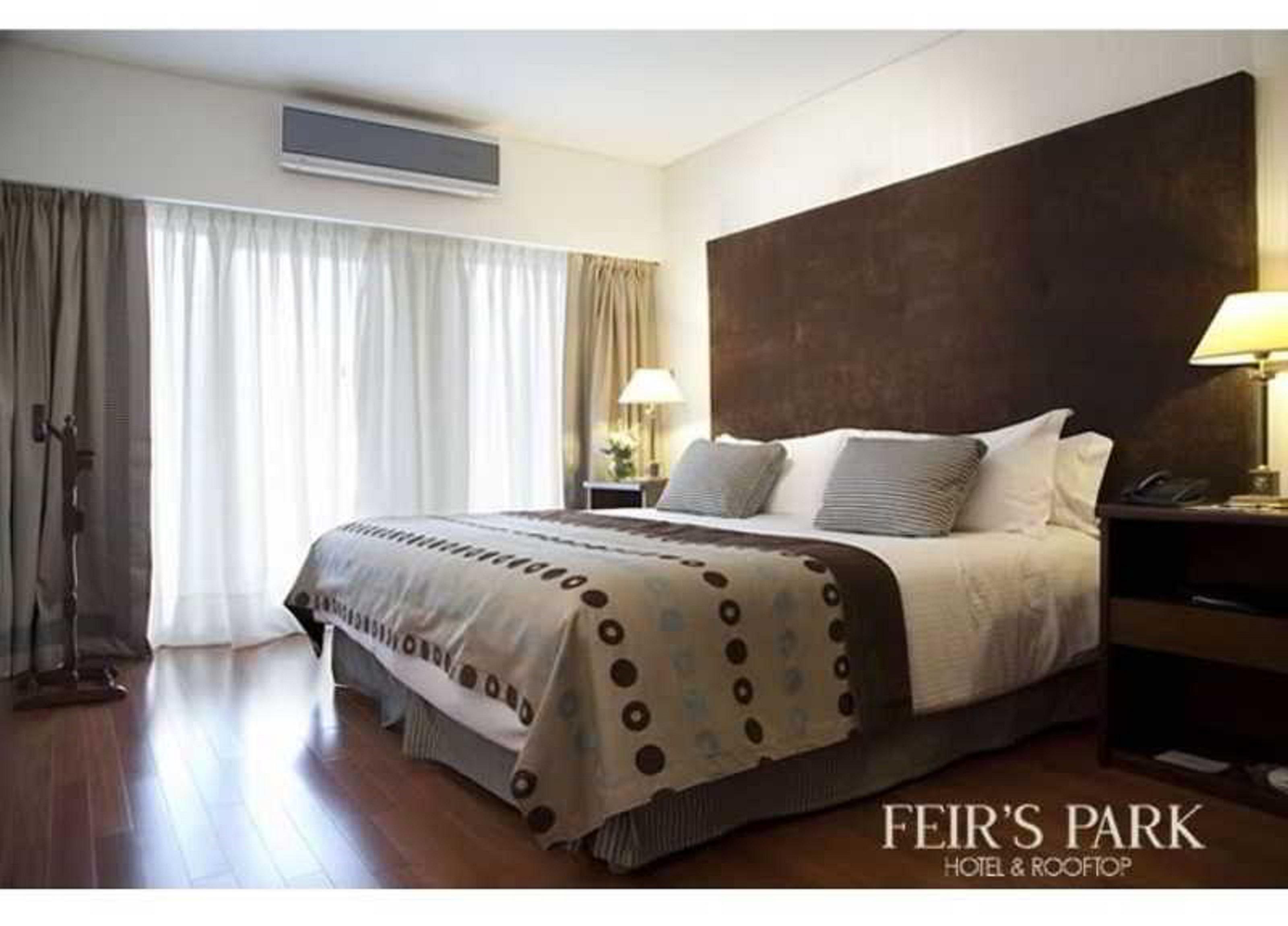 Feir's Park & Rooftop 5*