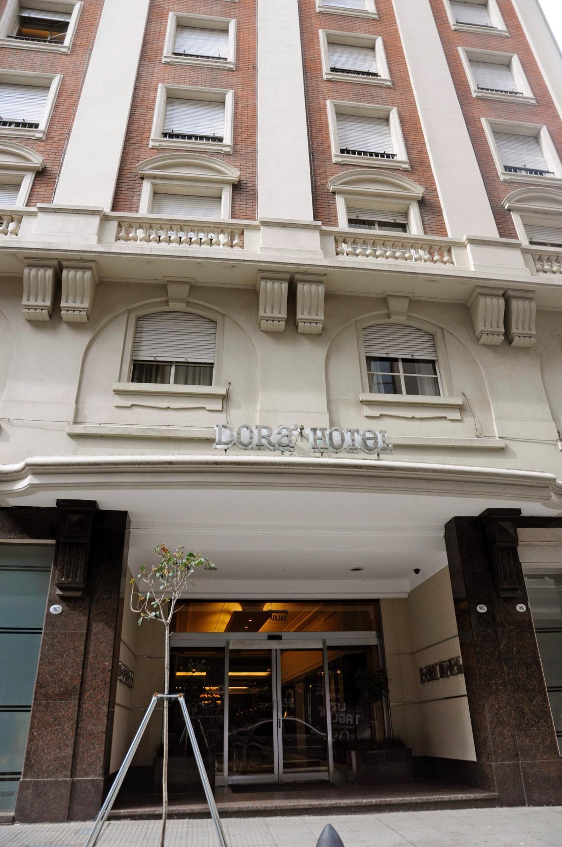 Hotel Dora