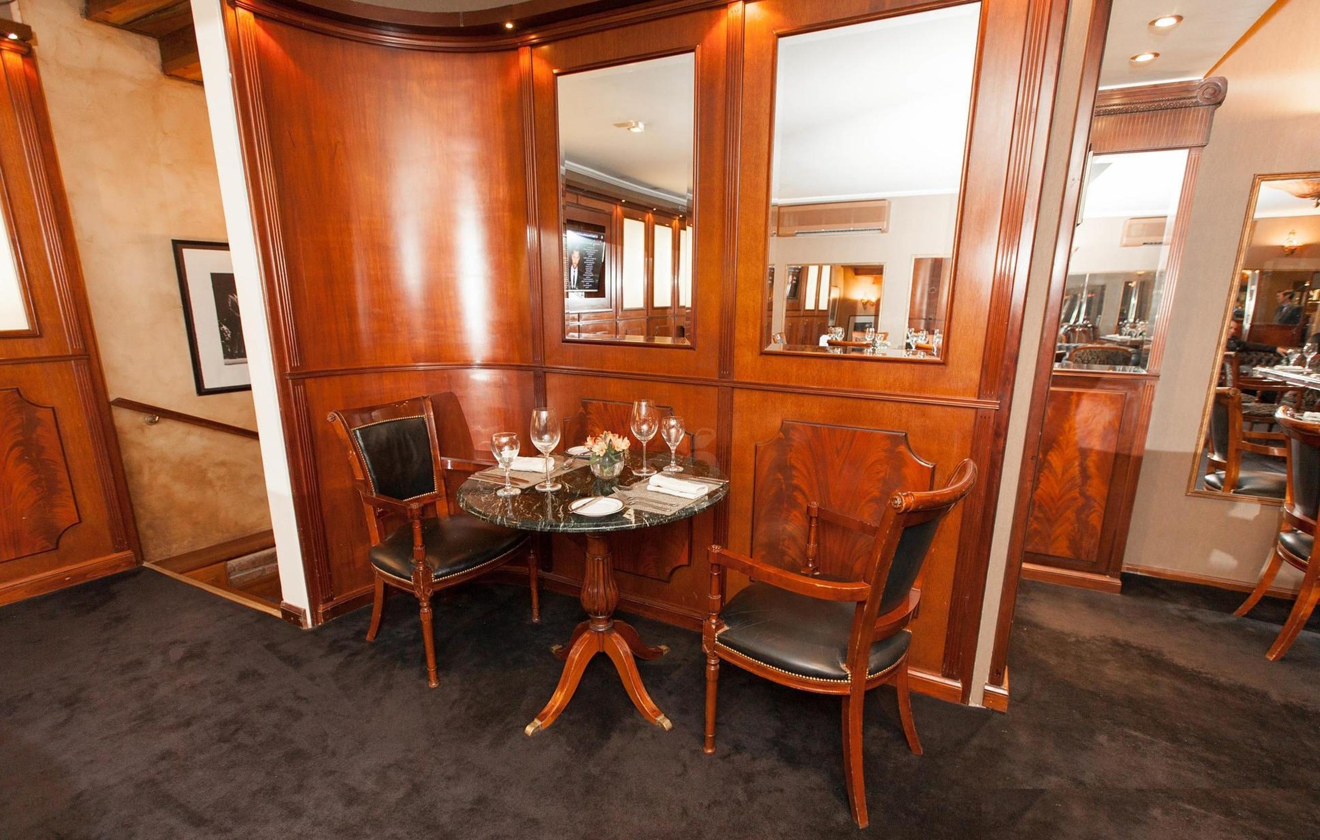 Melia Recoleta Plaza 5*
