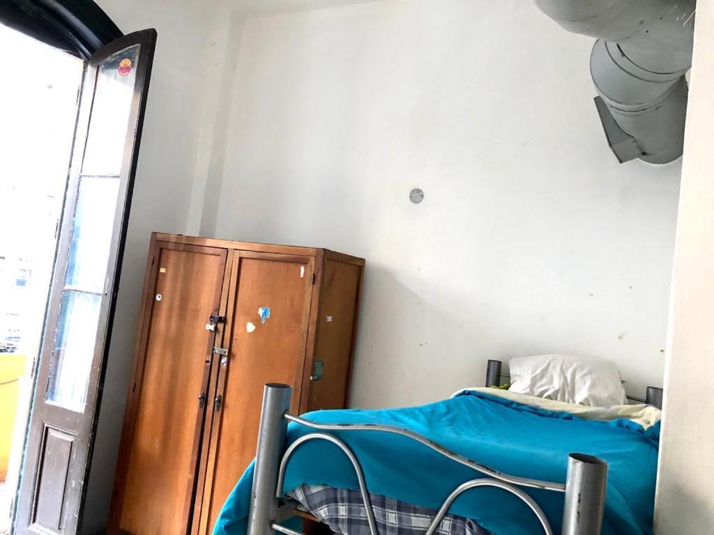 Hostel Granados *