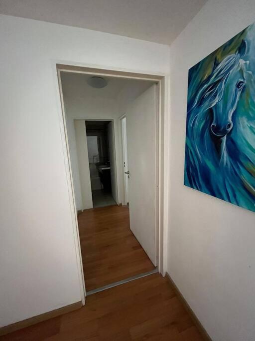 Hermoso Dto, Muy Luminoso De 68 Mts, Con Balcon. Apartment *