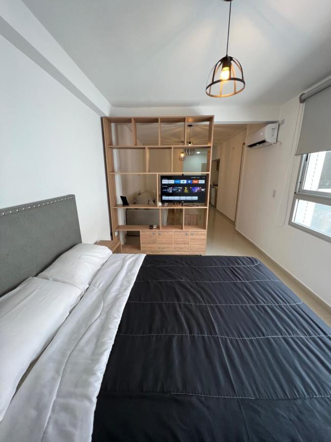 Av 9 De Julio Uade Apartment