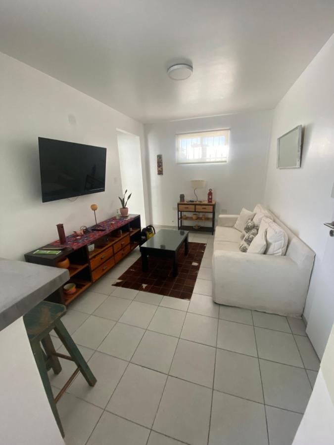 Thames 805 Apartment
