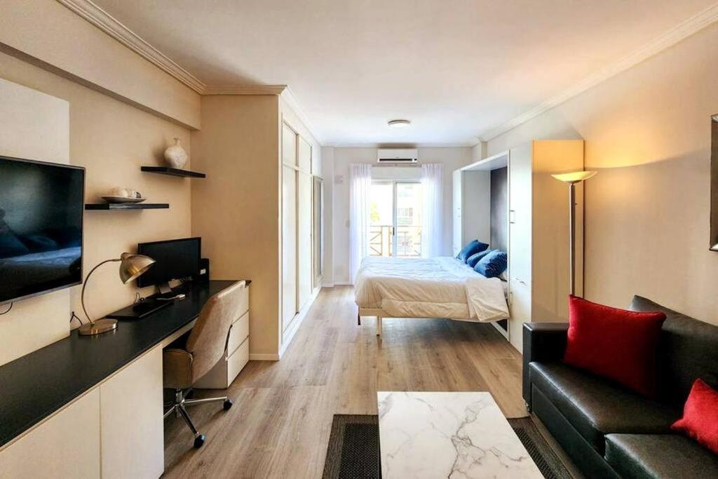 Smart Design - *