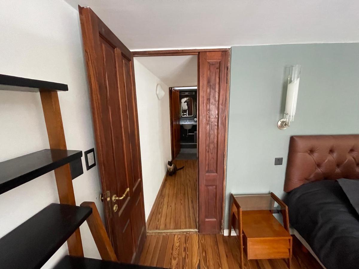 Le Petit Palais Bed & Breakfast