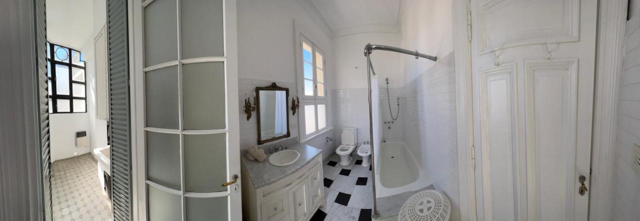 Beautiful In Plaza Dorrego, San Telmo Apartment *