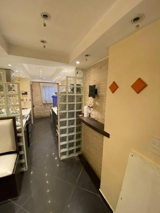 Apartment Amplio Y Moderno . Barrio Recoleta