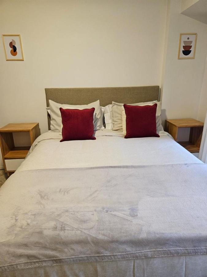 Juncal 2736 Studio Apartment