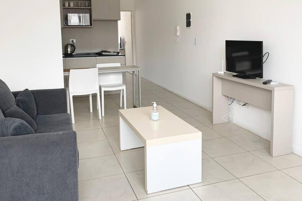 Apartment Bmit0412 Espacioso Departamento De 2 Ambientes Para 2 *