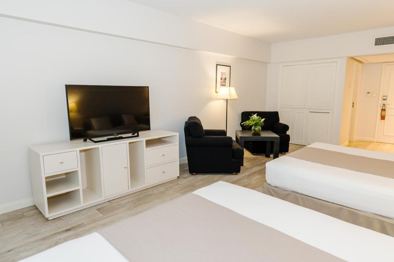 Loi Recoleta Hotel