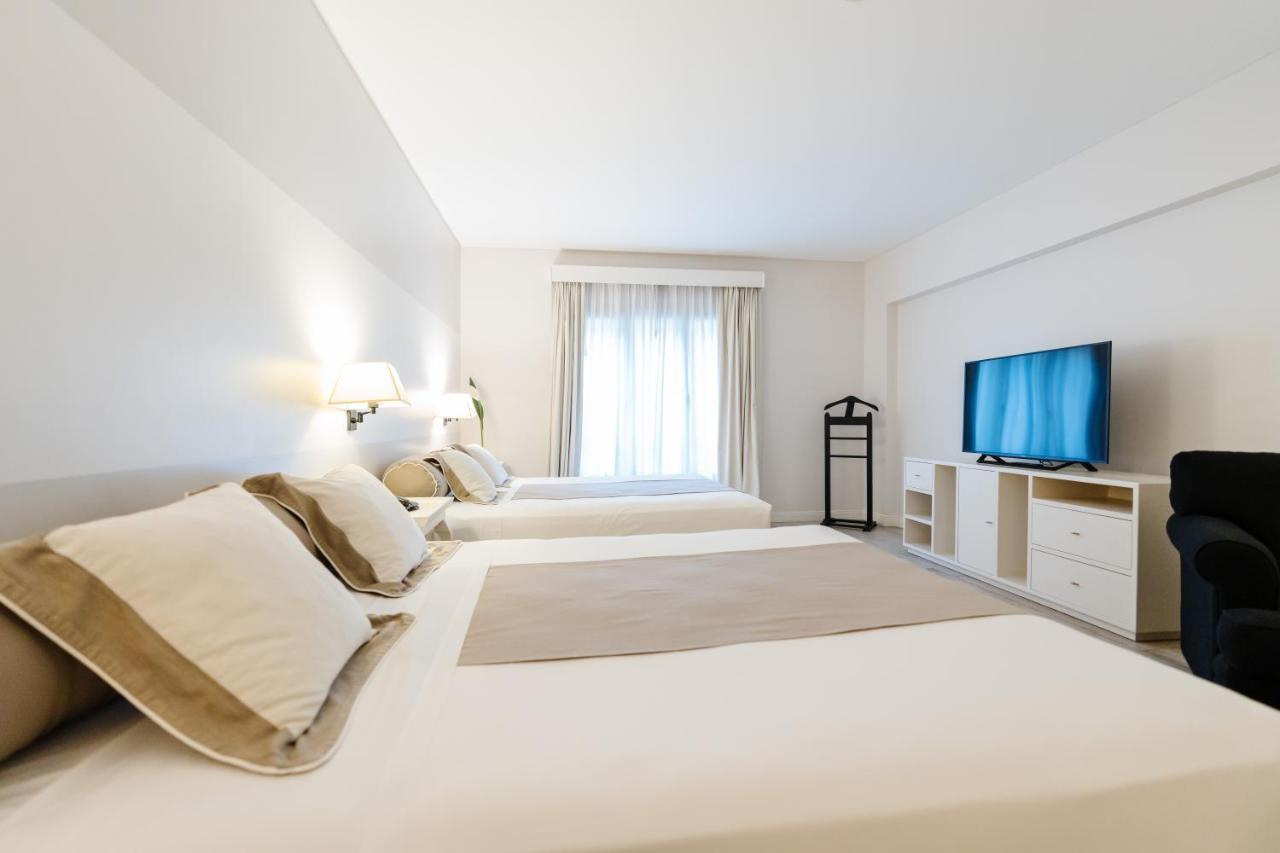 Loi Recoleta Hotel