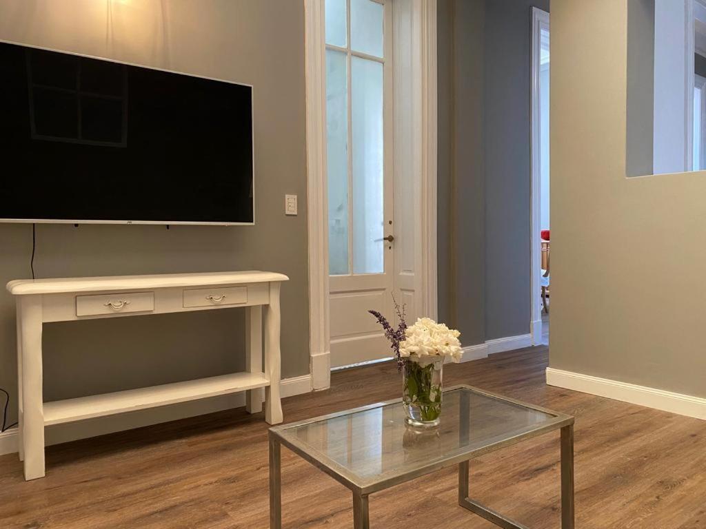Gorgeous San Telmo Up To 6 People Apartment Buenos Aires