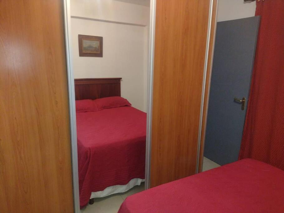 Apartamento Departamento, Comodo Y Confortable. Almagro/parque Centenario *