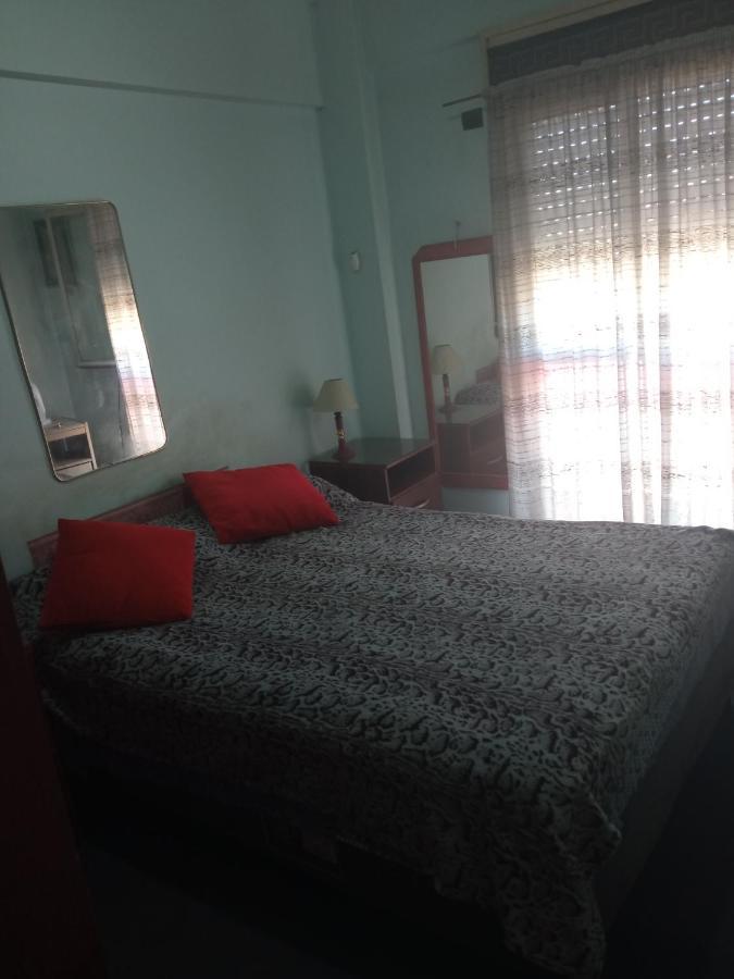 Depto En Barracas De Dos Ambientes Con Balcon A La Calle A Cuadra Del Parque Le Zama Apartamento