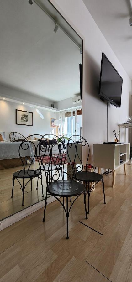 Lovely And Quiet Studio In The Heart Of Recoleta Buenos Aires