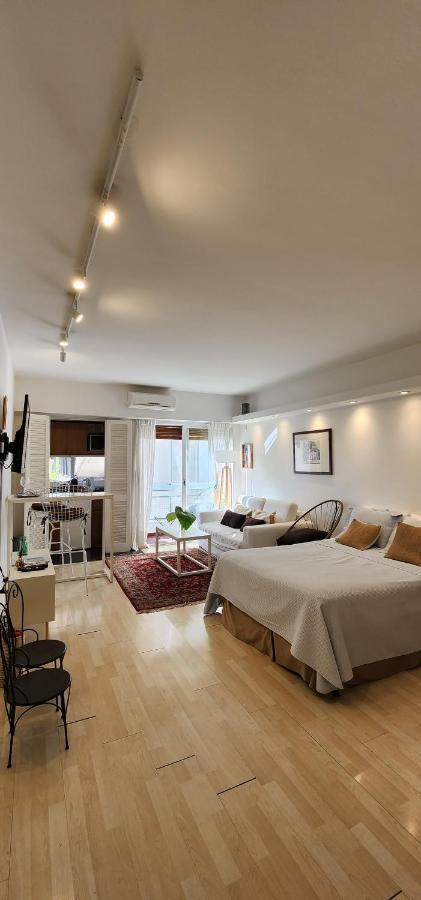 Lovely And Quiet Studio In The Heart Of Recoleta Buenos Aires