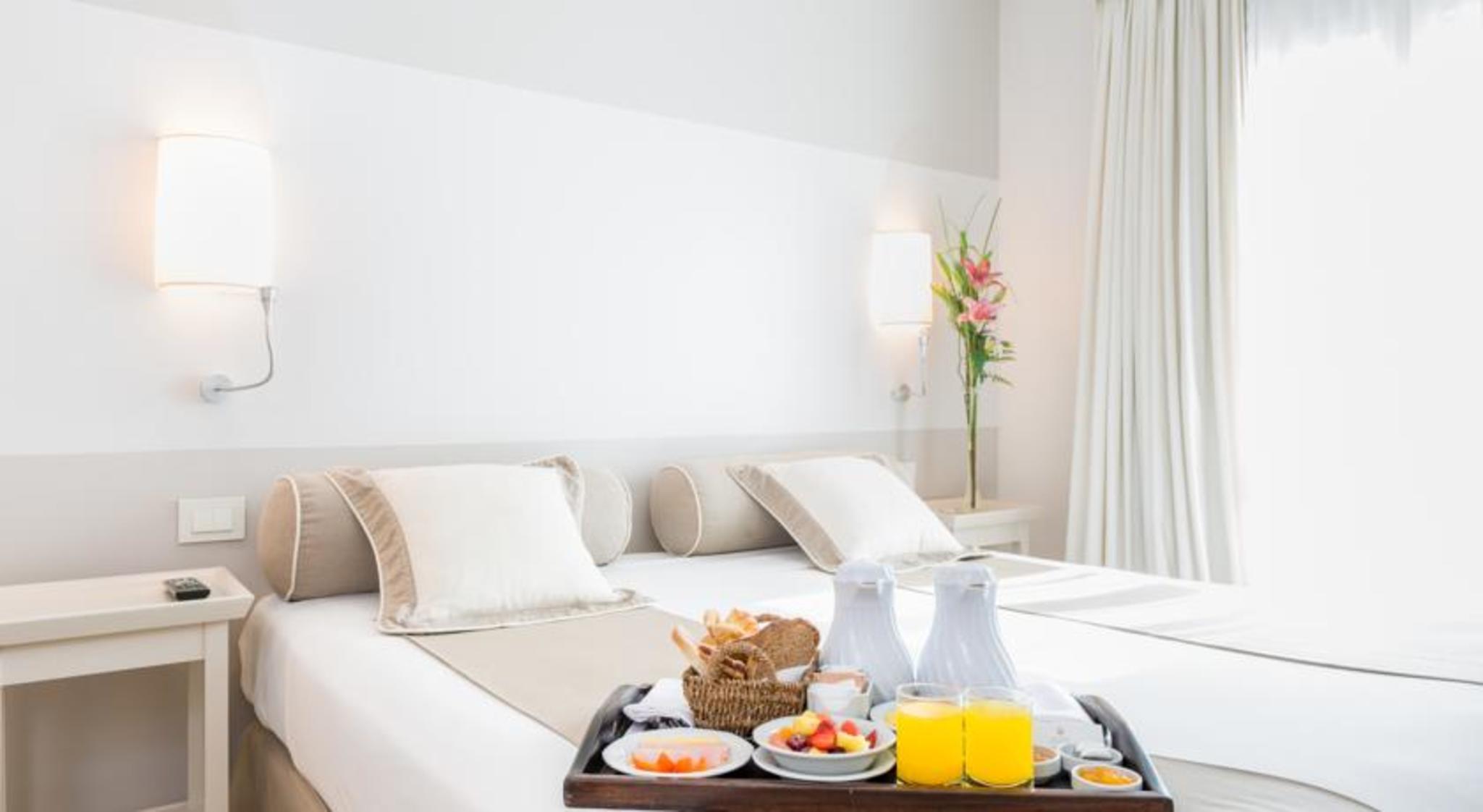 Loi Recoleta Hotel