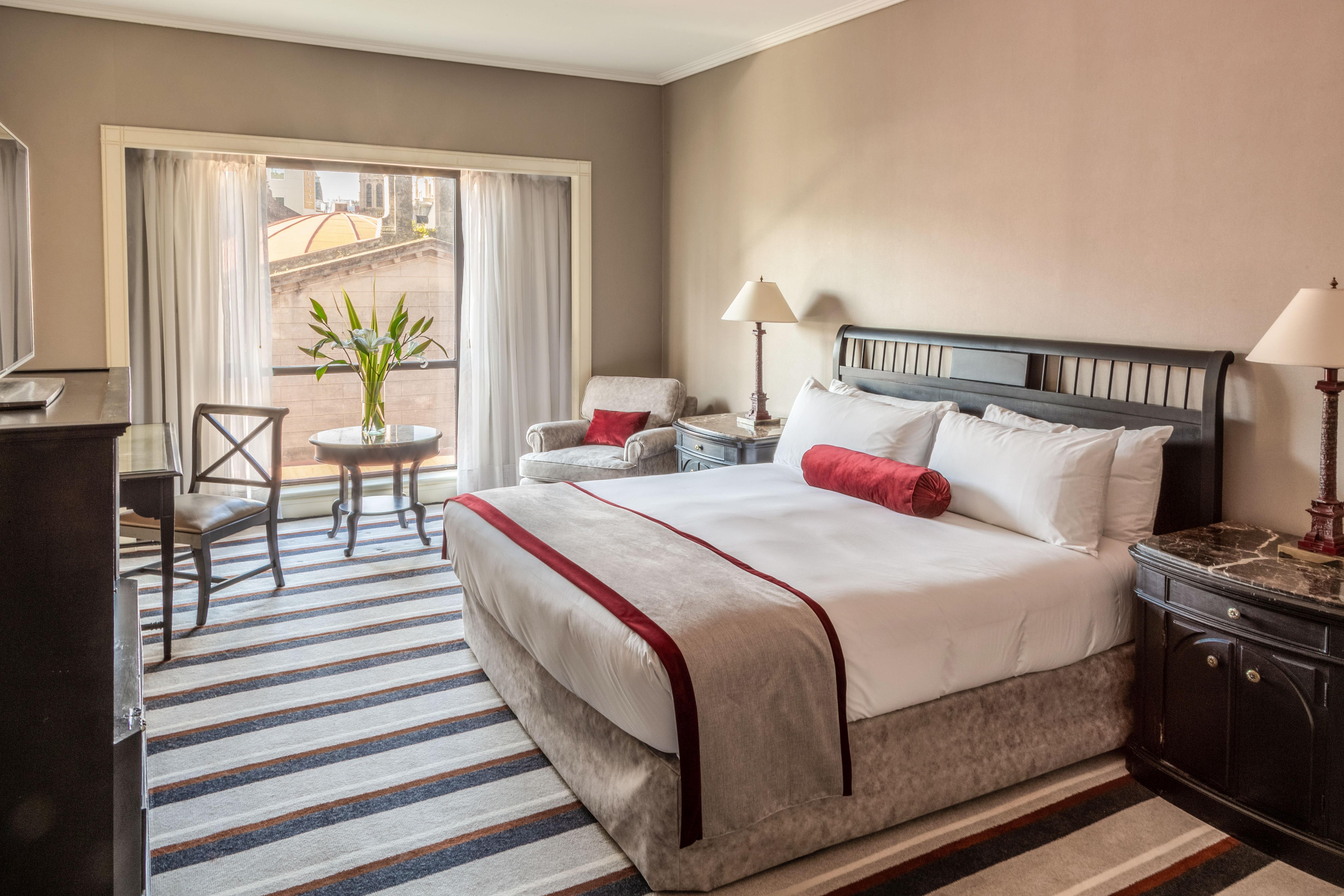 Intercontinental By Ihg 5*
