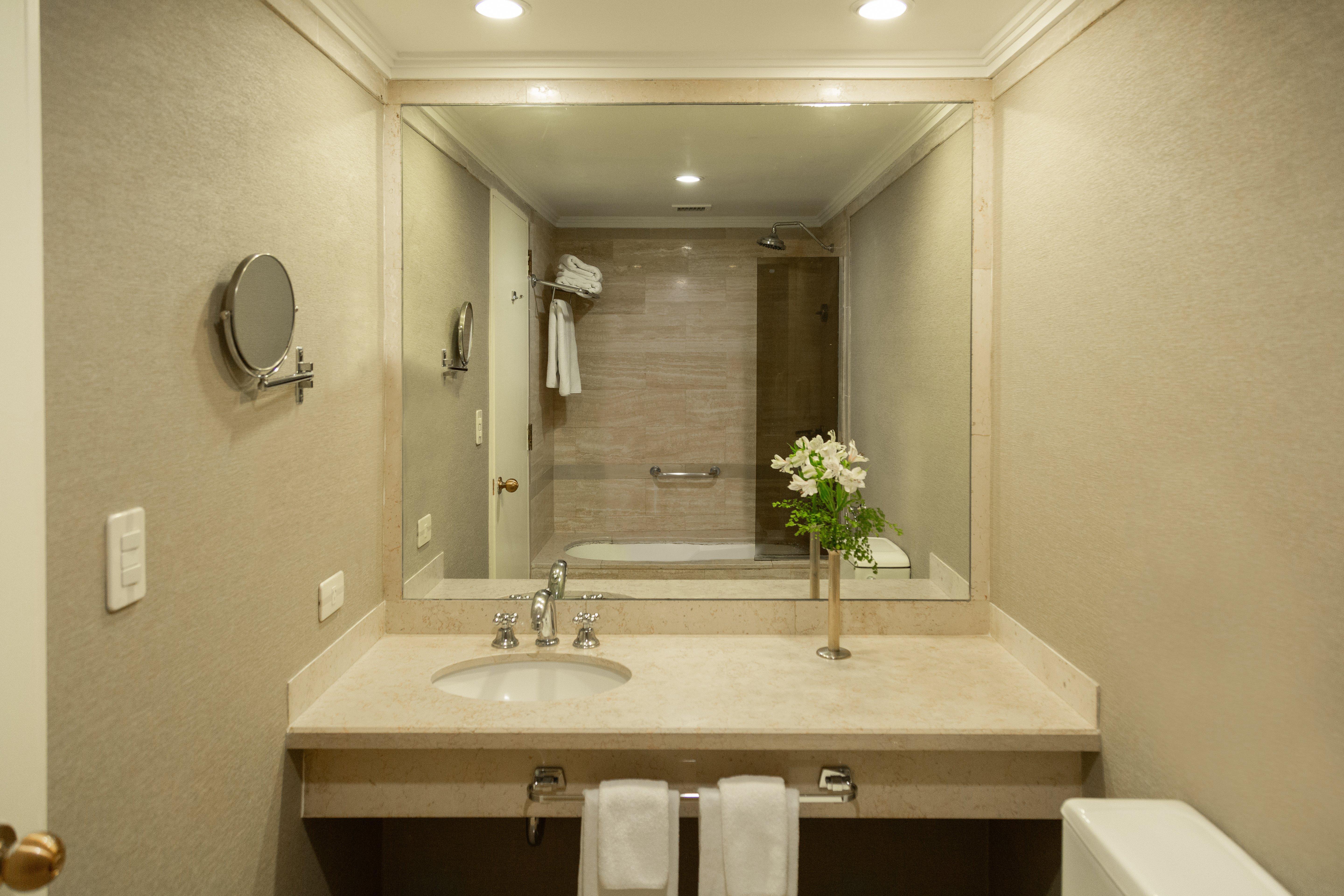 Intercontinental By Ihg Hotel 5*