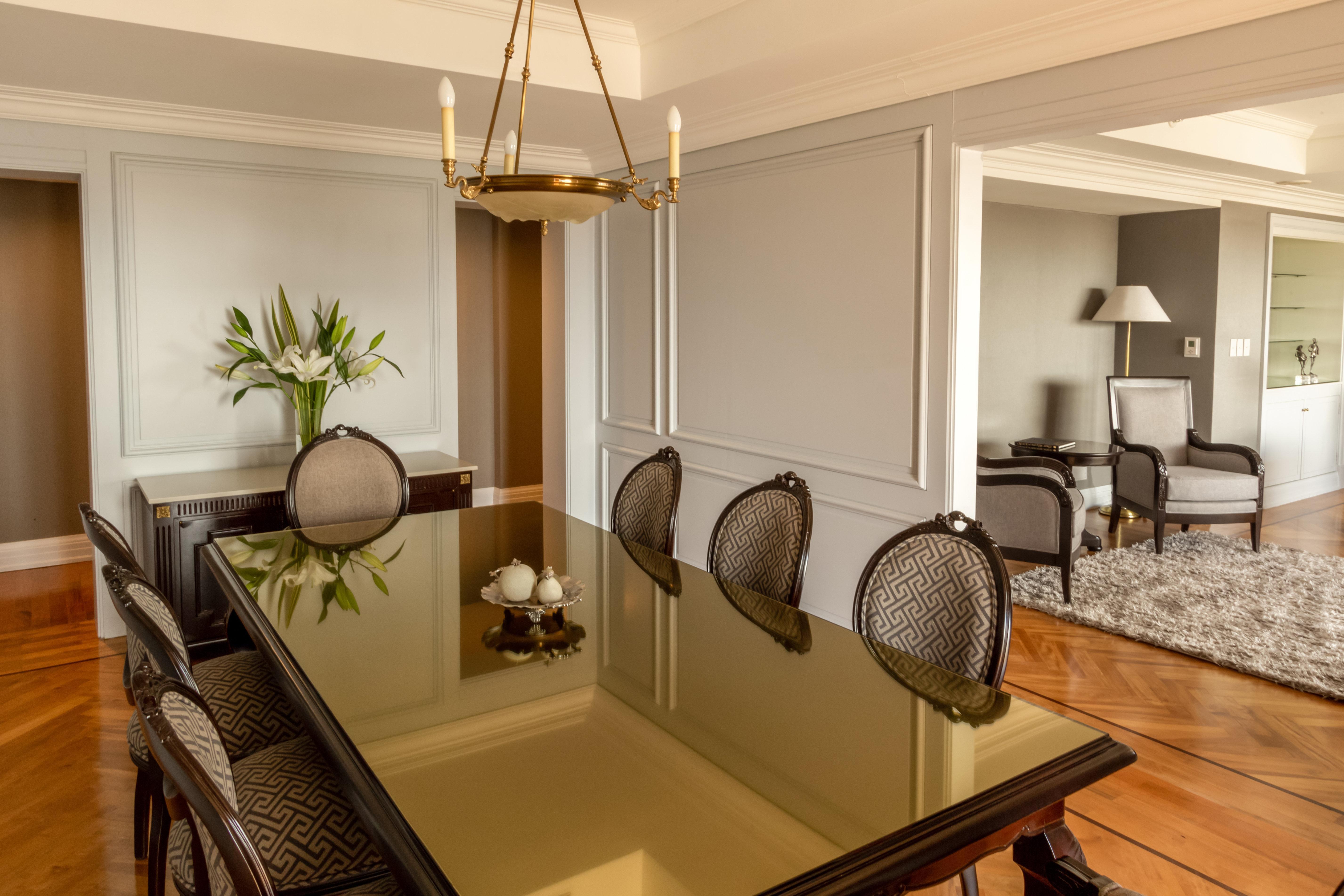 Intercontinental By Ihg Hotel