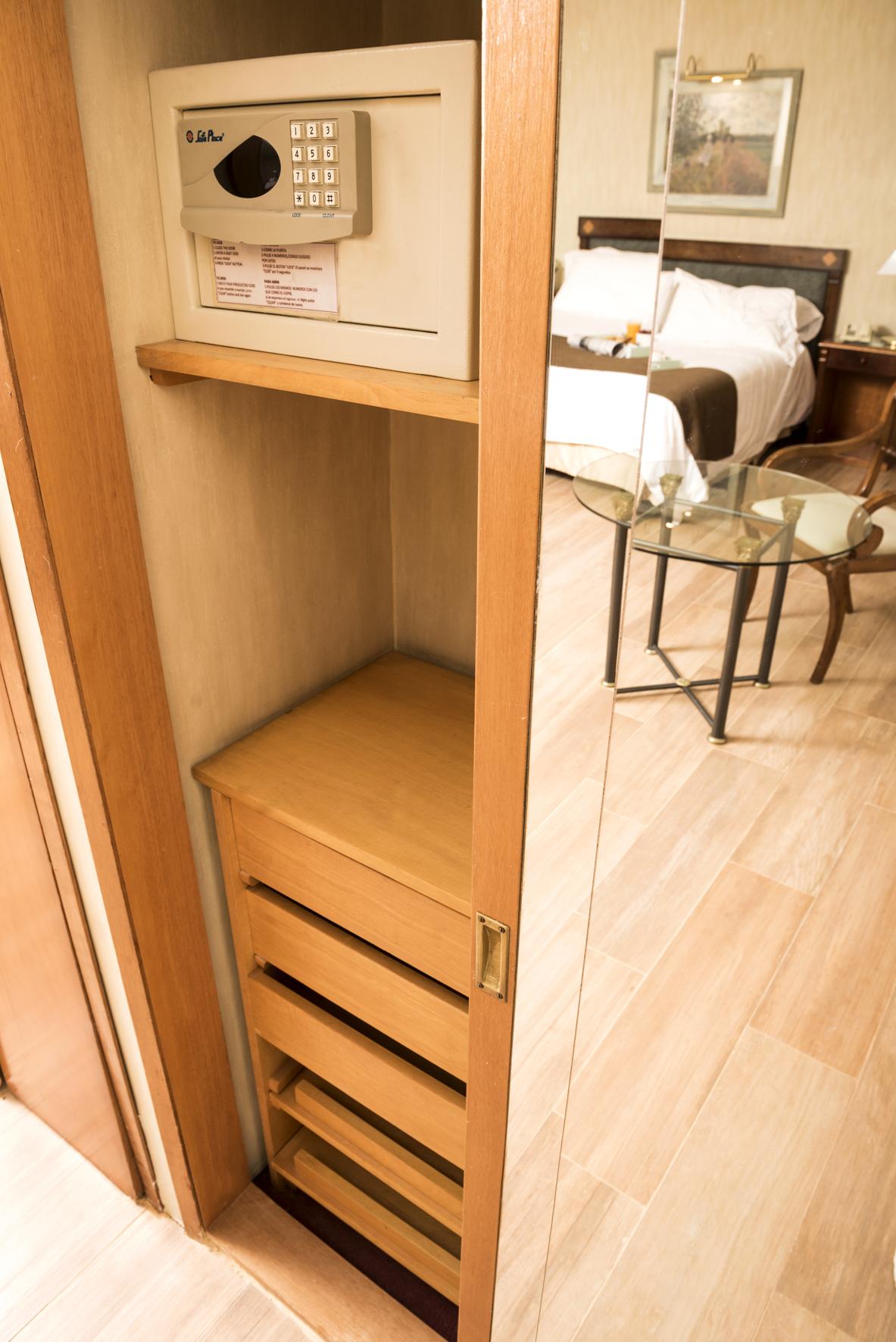 Hotel Mayflower 3*