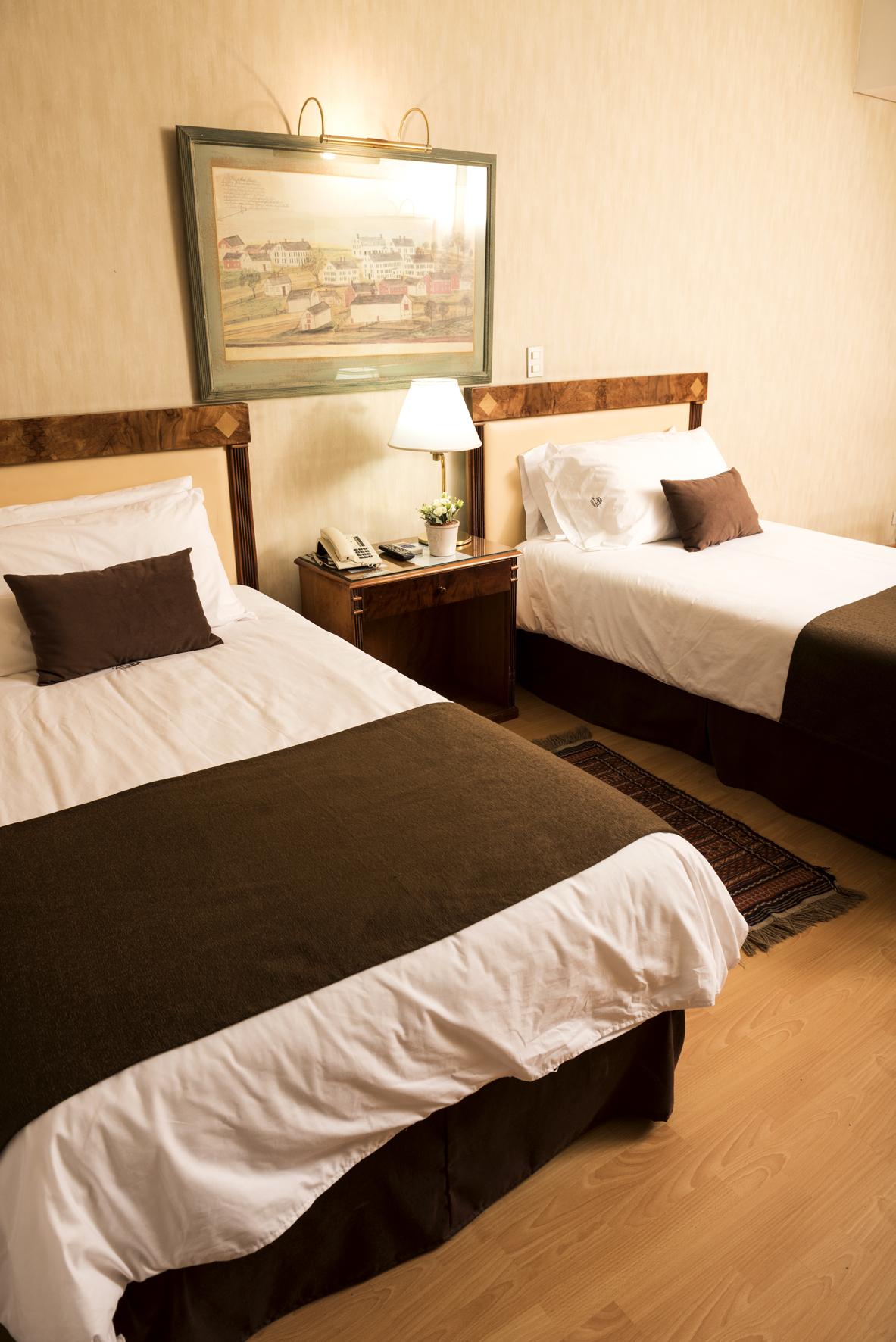 Mayflower Hotel 3*