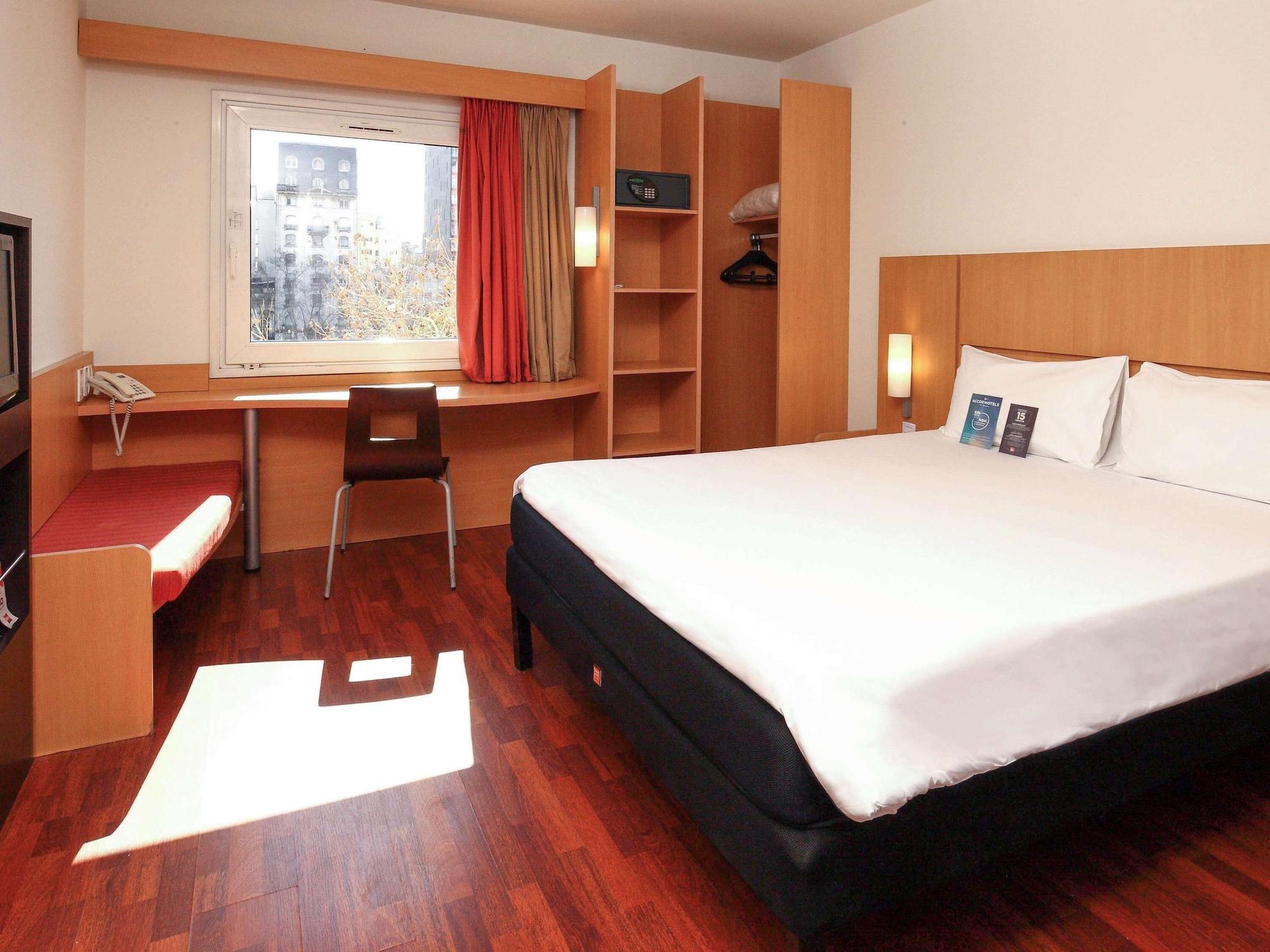 Ibis Congreso 3*