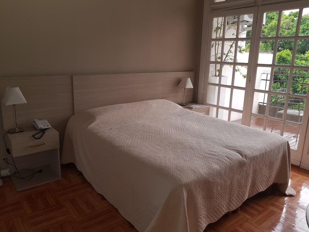 Leonardo Da Vinci Aparthotel