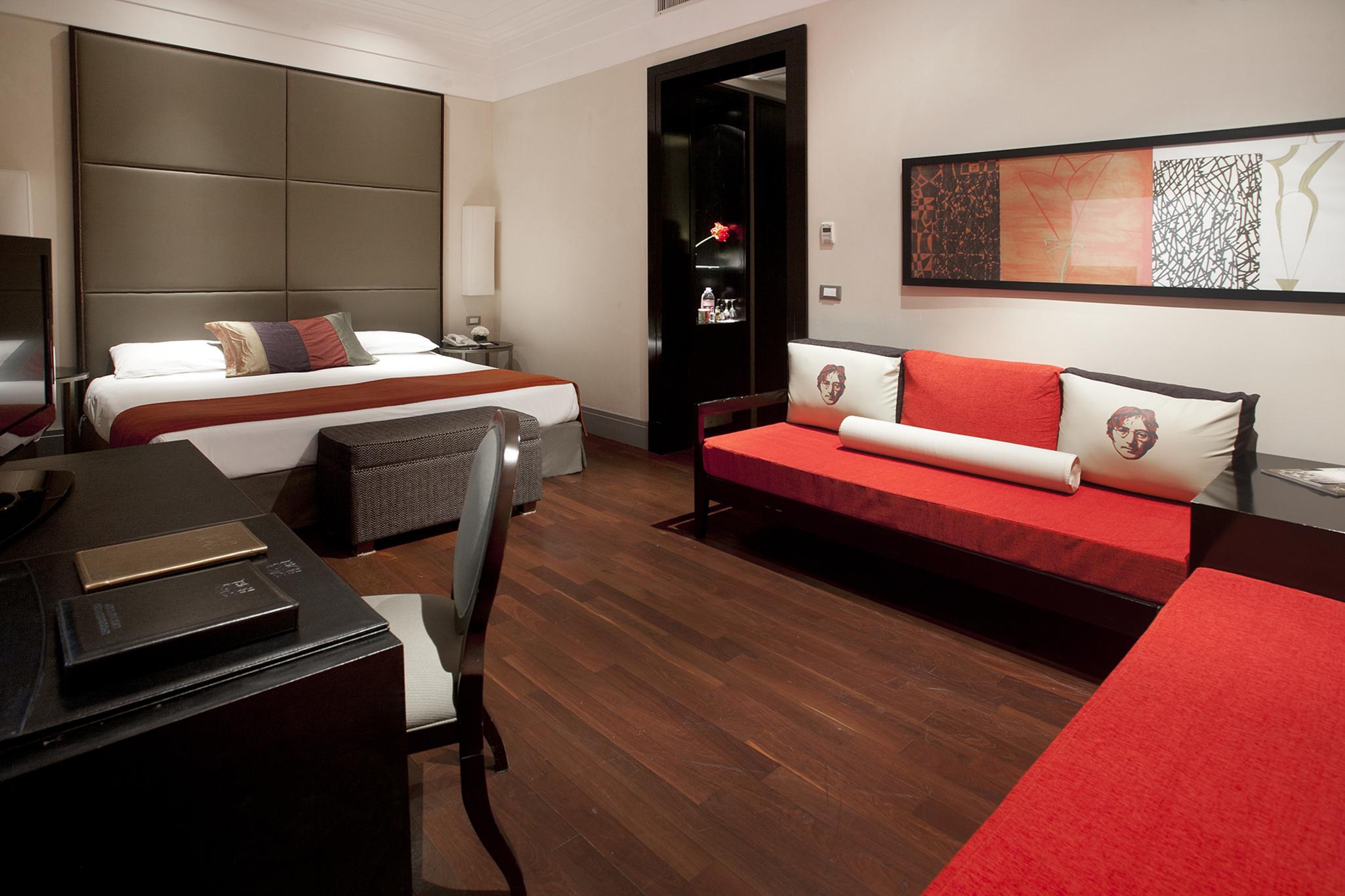 Savoy 4*