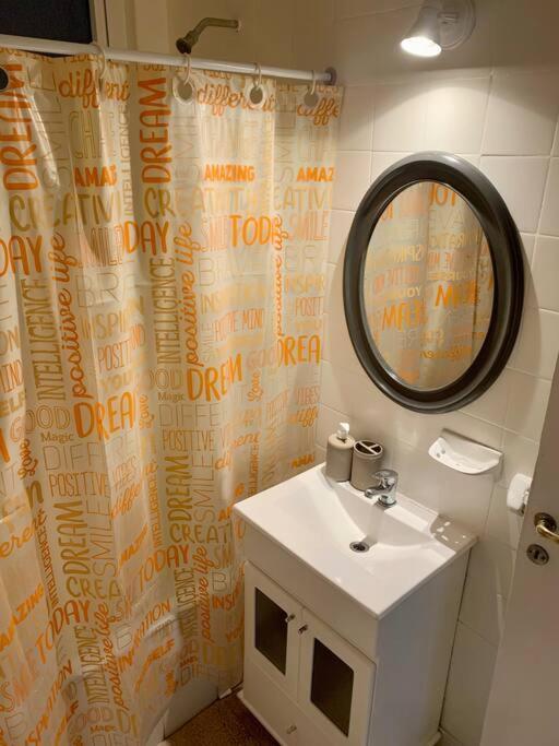 Cozy Recoleta, Barrio Norte Apartment Buenos Aires