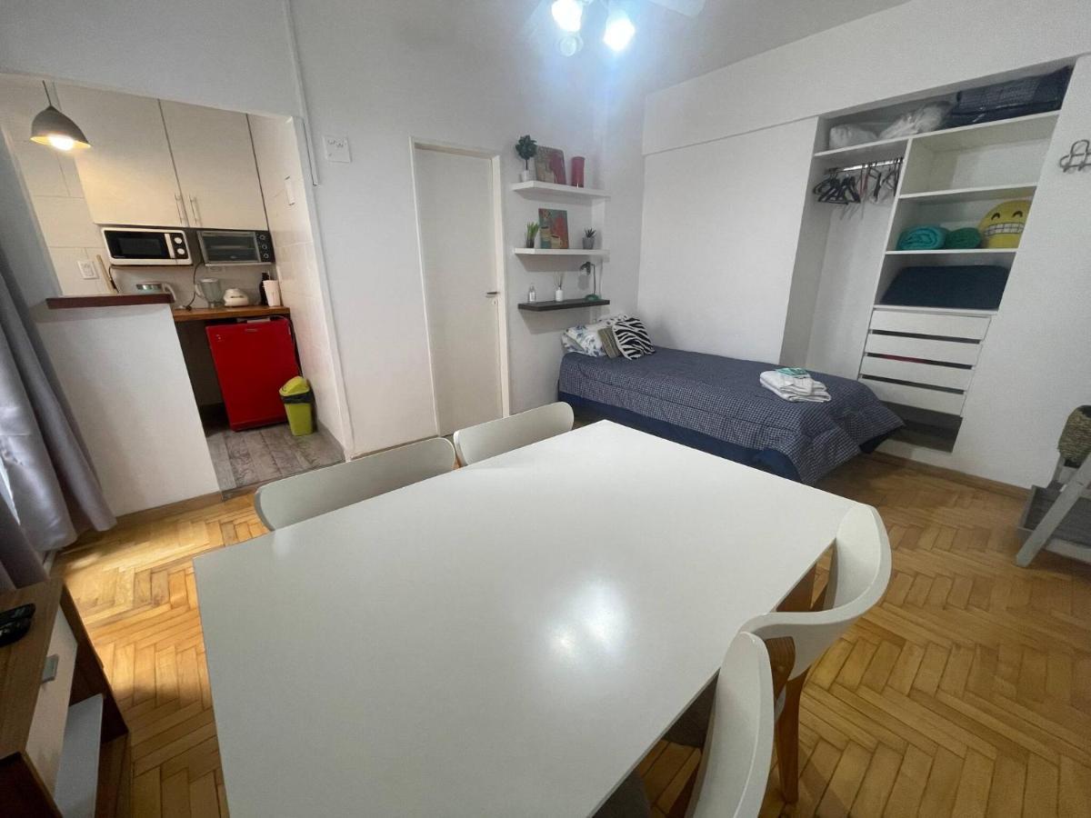 Pleasant Studio In Barrio Norte Apartment Buenos Aires