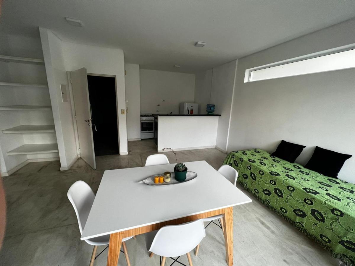 Apartment Almagro Departamentos De Diseno 2 Ambientes Y Balcon