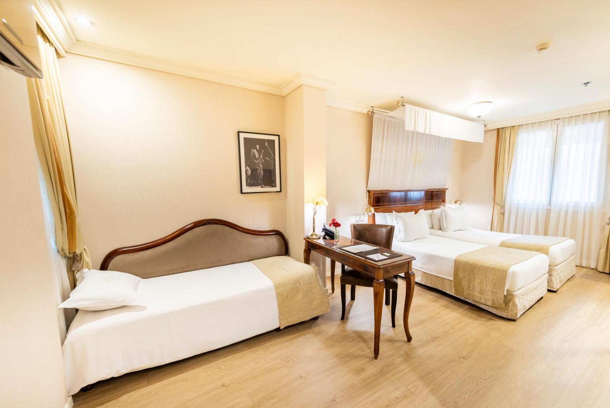 Melia Recoleta Plaza