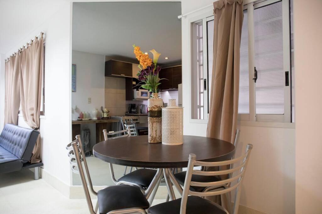 Apartment Departamento En Plaza Italia La Rural De Palermo 1 Dormitorio, 2 Banos Gran Comedor