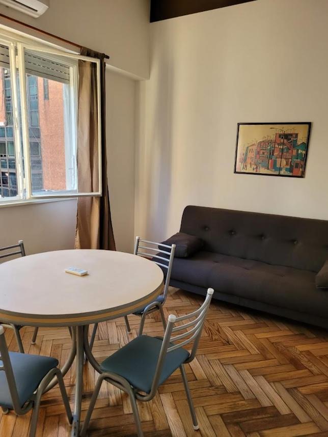 Departamento Avenida Corrientes Cerca De Todo *