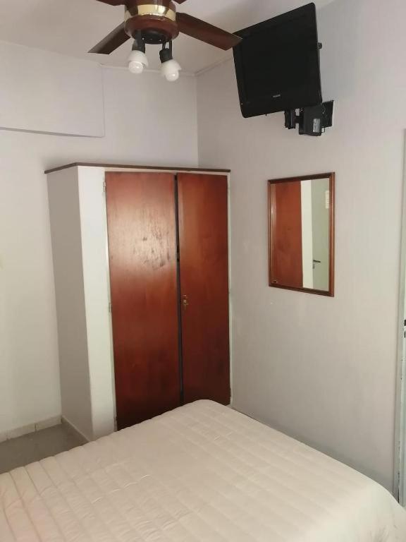 Hotel Confortable En Palermo Omega