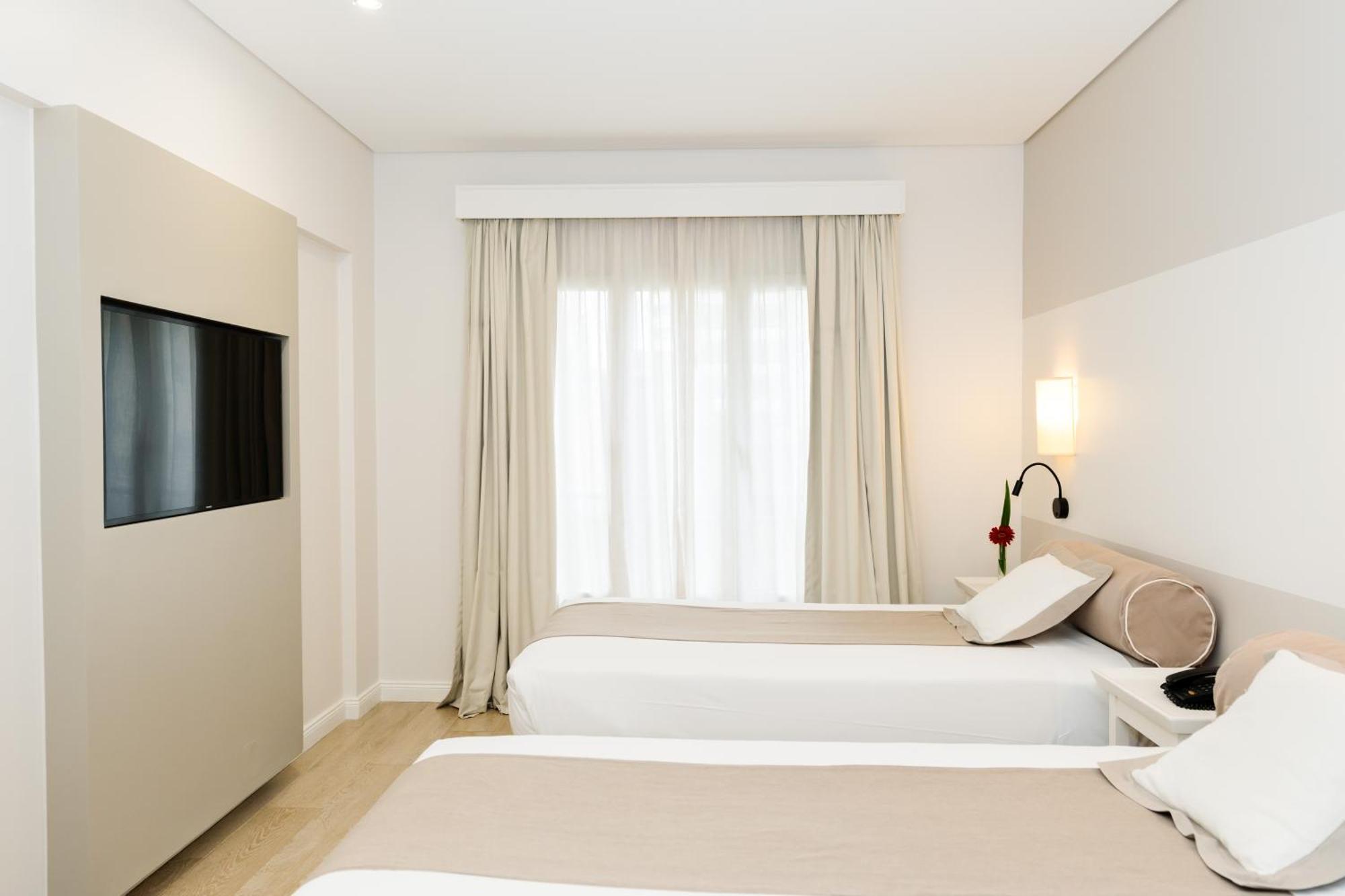 Hotel Loi Recoleta