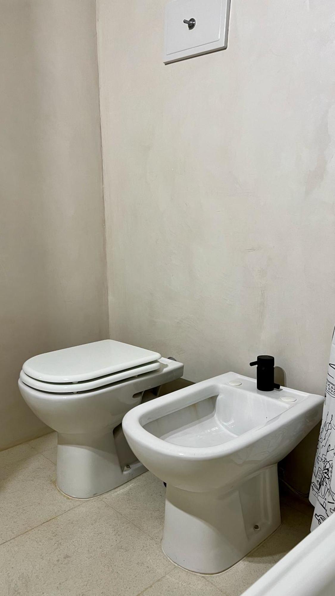 Amplio Departamento En Recoleta Apartamento