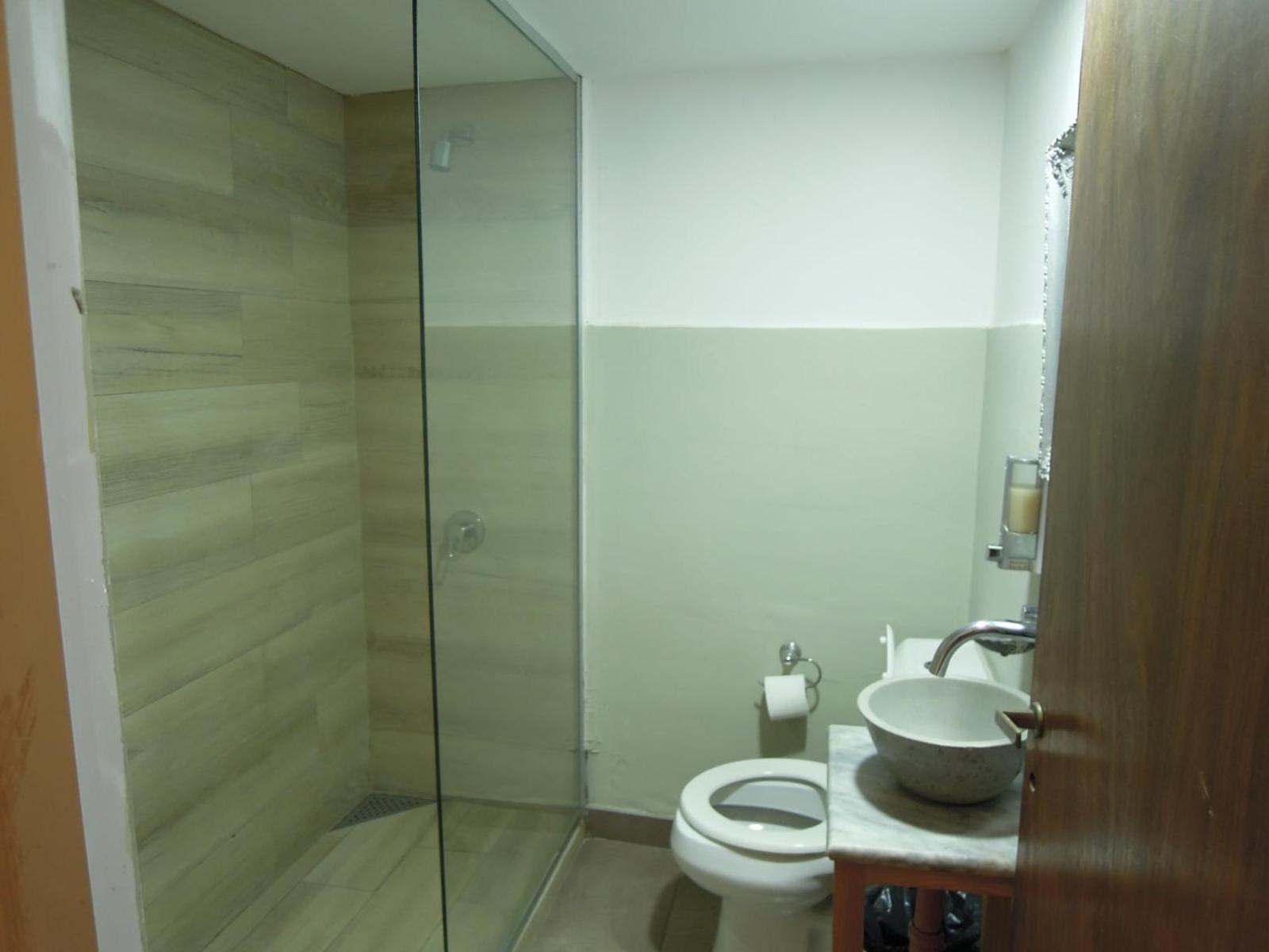 Hostel Voyage Recoleta *