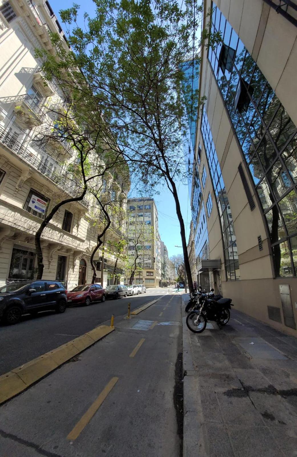 Estudio Muy Luminoso C/ Balcon Zona Congreso. Buenos Aires
