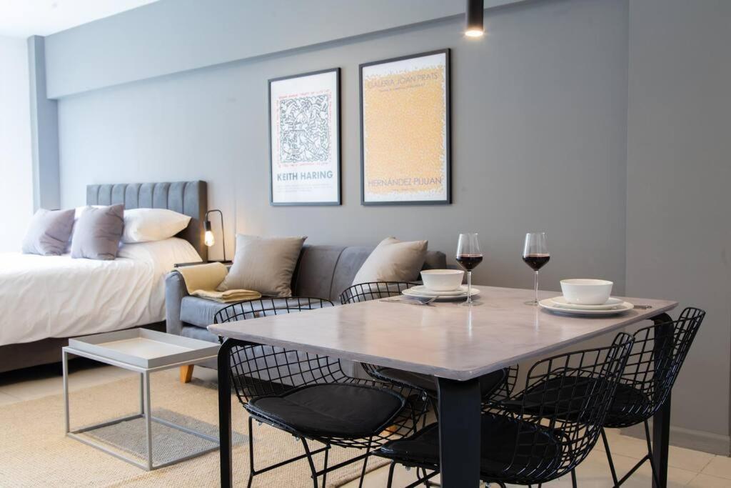 Canelo Designer Beautiful Apartment
