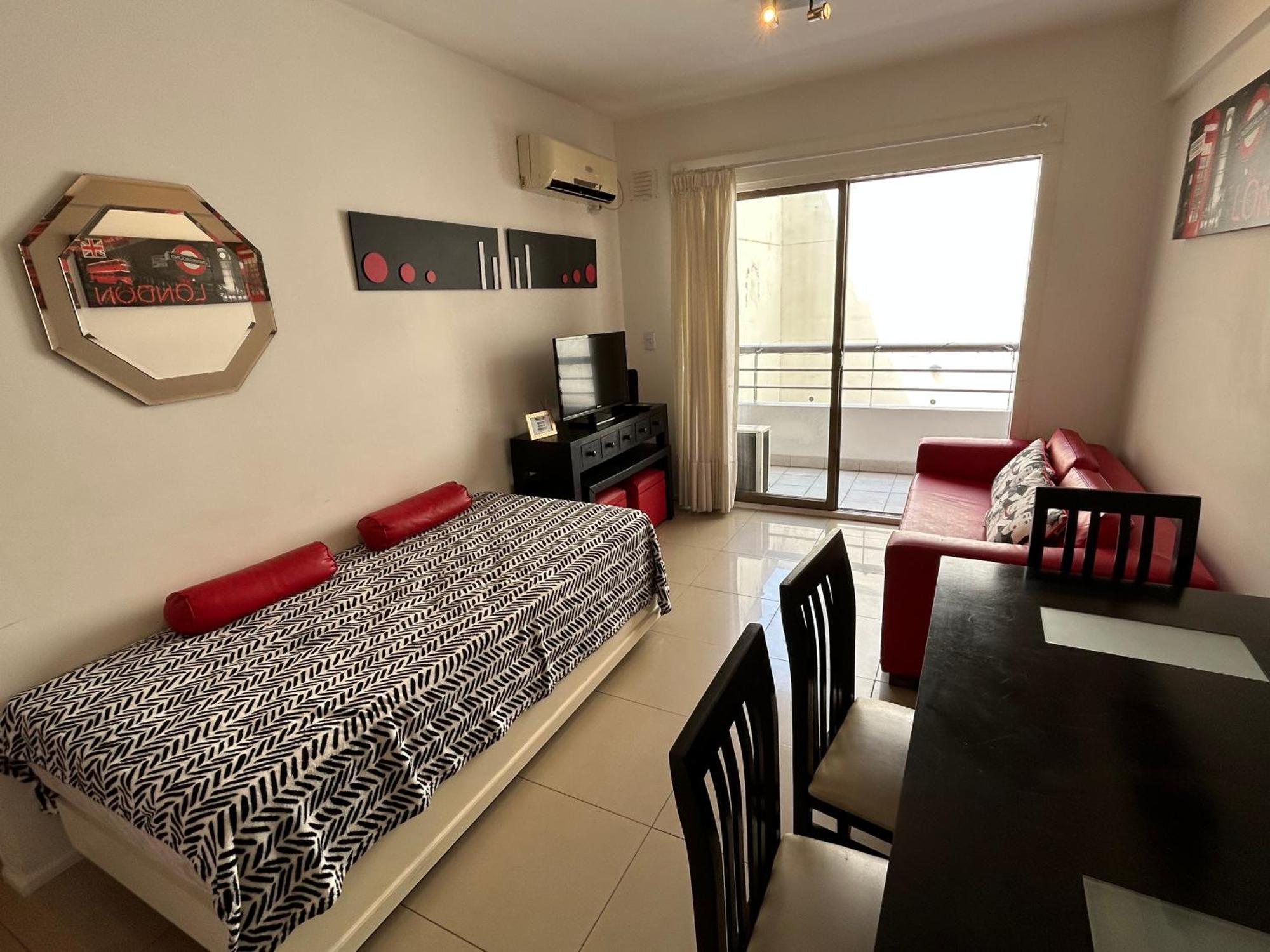 Apartment Thames Plaza Italia *